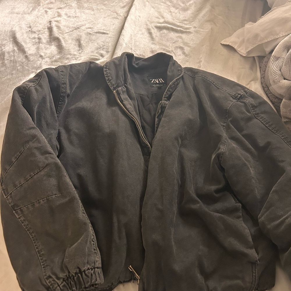 Zara Black Bomber Jacket with Ribbed Cuffs